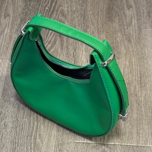 Green Small Purse - Picture 1 of 3